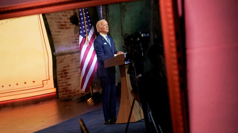 Fotografija: Joe Biden prihaja v za Evropo problematičnem času. Razkol med zahodnoevropskimi in vzhodnimi članicami je velik, Merklova se poslavlja
FOTO: Joshua Roberts/Reuters
