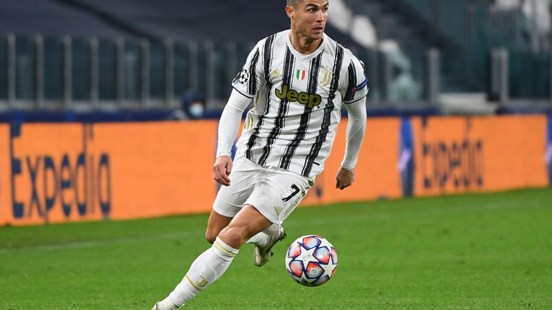 Fotografija: Cristiano Ronaldo zabija gole pri Juventusu, toda ta klub nima več brezskrbnega denarnega stanja ... FOTO: Vincenzo Pinto/AFP