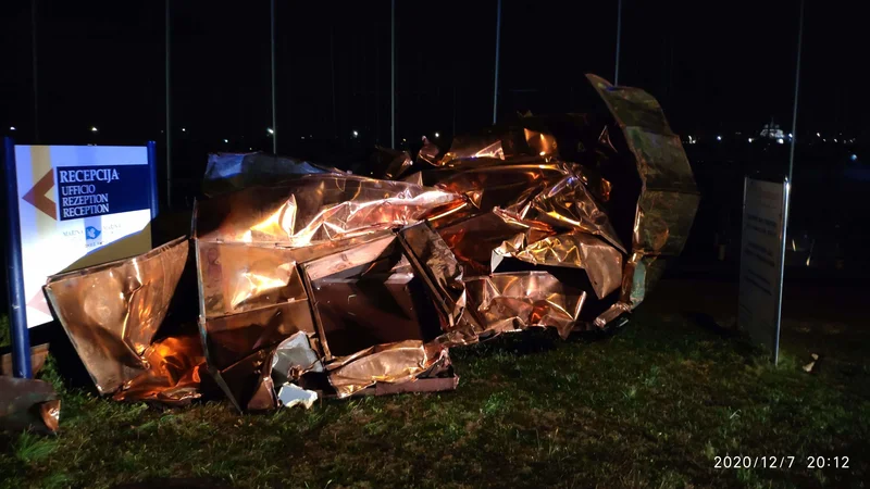 Fotografija: Posledice neurja v Izoli. FOTO: PGD Izola