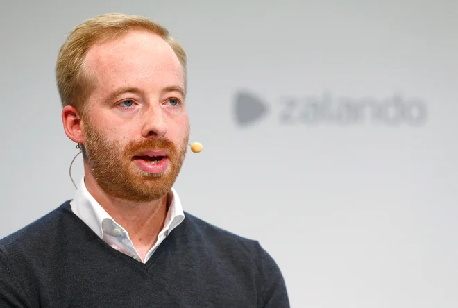 Rubin Ritter ne bo več direktor, da bo žena lahko še naprej sodnica.<br />
FOTO: Hannibal Hanschke/Reuters<br />