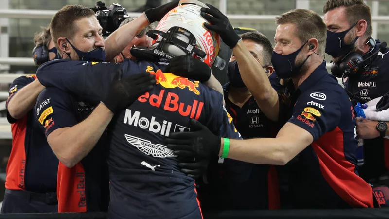 Fotografija: Max Verstappen se je veselil prvega pole positiona v sezoni. FOTO: Kamran Jebreili/Reuters