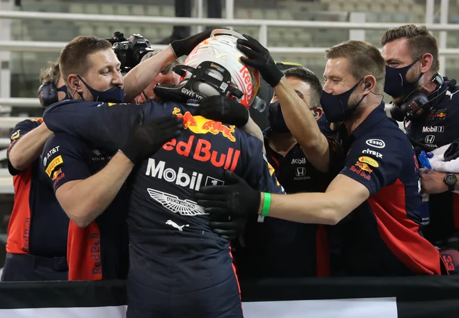 Max Verstappen se je veselil prvega pole positiona v sezoni. FOTO: Kamran Jebreili/Reuters