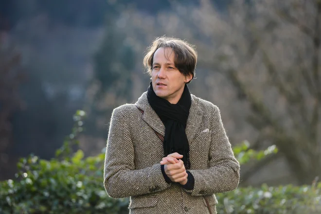 &raquo;Kadar preverjaš profil nekoga, uporabiš vsaj osnovno orodje, kot je cobiss. Slovenski javni prostor cveti od pobud brez konteksta in utemeljitev.&laquo; Foto Luka Rojnik