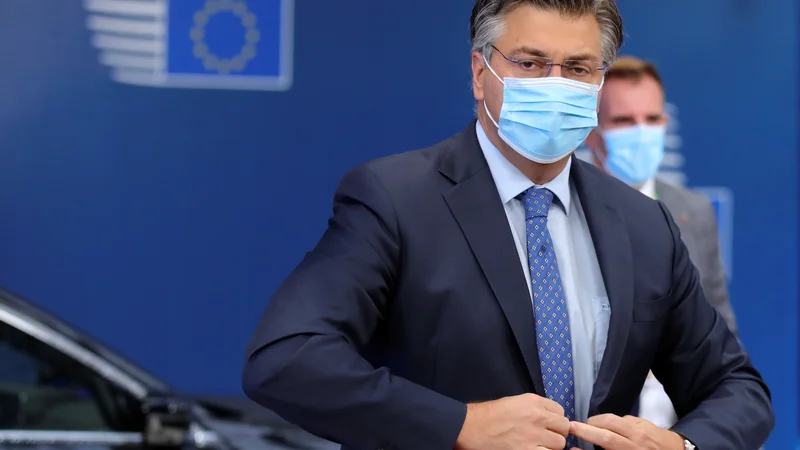 Fotografija: Vlada Andreja Plenkovića je potrdila izključno gospodarsko cono, zdaj je na vrsti še sabor. FOTO: Olivier Matthys/Reuters