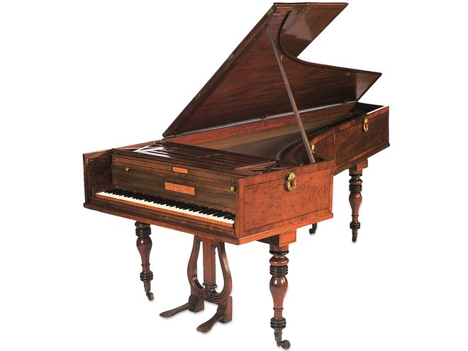 Beethovnov klavir broadwood so leta 1818 iz Trsta tovorili na Dunaj prek slovenskih krajev.<br />
Foto Worldpianonews