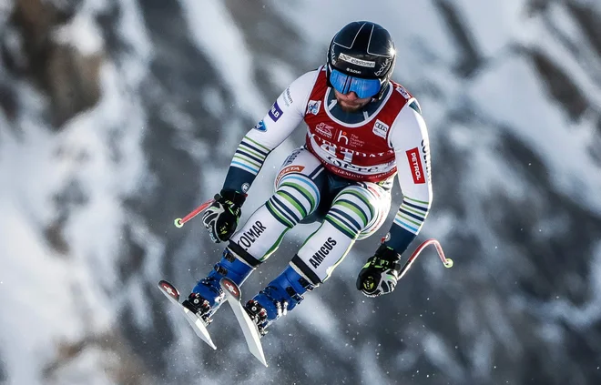 Martin Čater je takole drvel k prvi zmagi v Val d&#39;Iseru, zdaj je pred njim izziv Val Gardene. FOTO: AFP