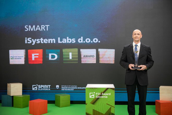 V kategoriji »pametno« podjetje je prejemnik nagrade iSystem Labs. FOTO: Matjaž Očko