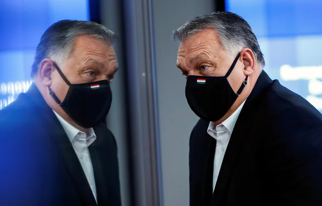 Madžarskemu premierju Viktorju Orbánu je na bruseljskem parketu čedalje težje. FOTO: Francisco Seco/Reuters