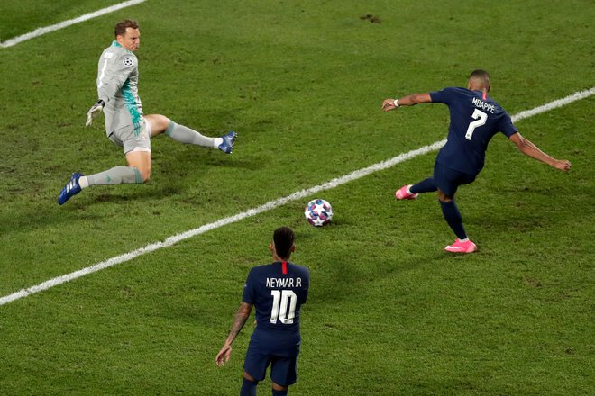 Manuel Neuer je proti PSG osvojil ligo prvakov. FOTO: Manu Fernandez/AFP