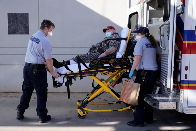 ZDA so ena najhuje prizadetih držav. FOTO: Nick Oxford/Reuters