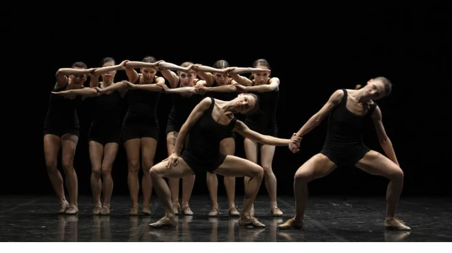 Novi program bo še naprej spodbujal kulturno in jezikovno raznolikost, dediščino in konkurenčnost kulturnih ter ustvarjalnih sektorjev. (Slika je simbolična iz baletnega triptiha <em>Falling Angels.</em>)<br />
Foto Tiberiu Marta/Opera in balet SNG Maribor