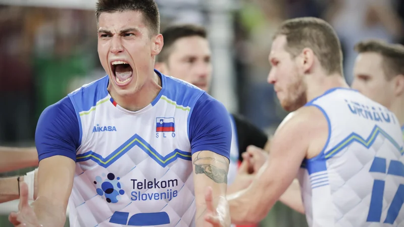 Fotografija: Naziv najboljšega odbojkarja leta ostaja v rokah Klemna Čebulja, ki je največ glasov osvojil že lani. FOTO: Uroš Hočevar