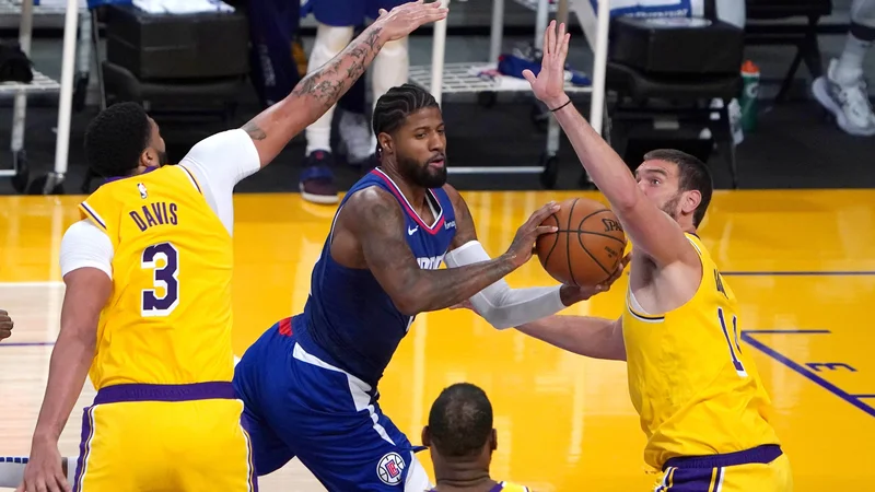 Fotografija: Največ zaslug za zmago LA Clippers je imel Paul George, ki je dosegel 33 točk. FOTO: Kirby Lee/Usa Today Sports