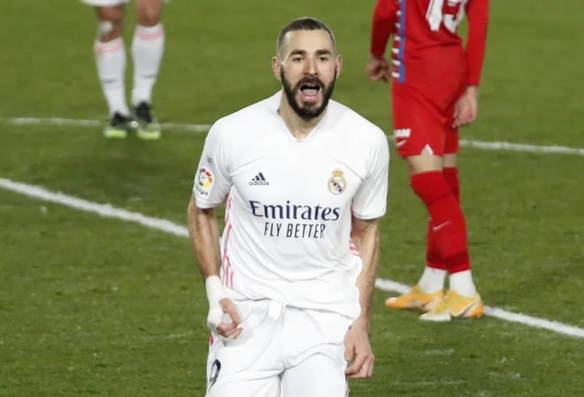 Karim Benzema igra v odlični formi. FOTO: Susana Vera/Reuters