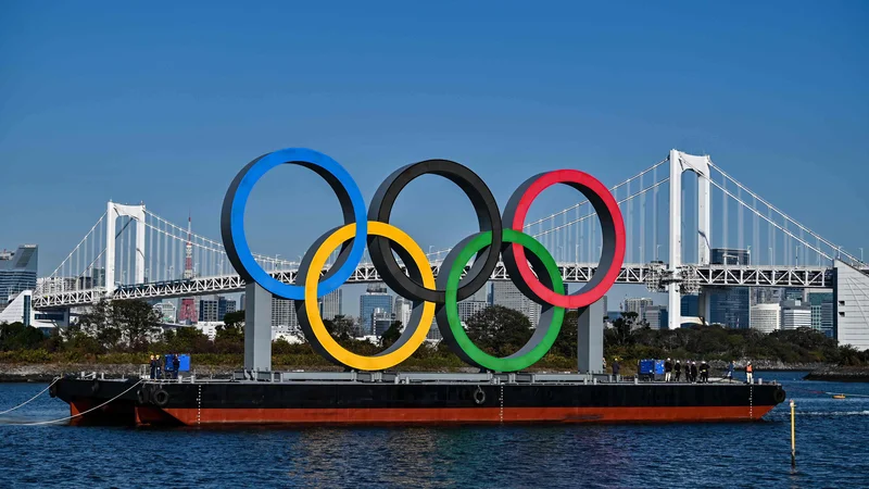 Fotografija: Izvedbo olimpijskih iger lahko prepreči le še hujša epidemija, sponzorji Tokio 2021 niso obrnili hrbta. FOTO: Charly Triballeau/AFP