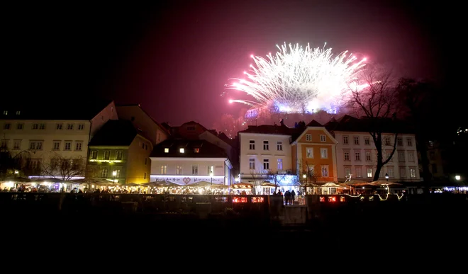 7701 prebivalec Slovenije 1. januarja ne praznuje le začetka novega leta, ampak tudi svoj rojstni dan. FOTO: Roman Šipić/Delo