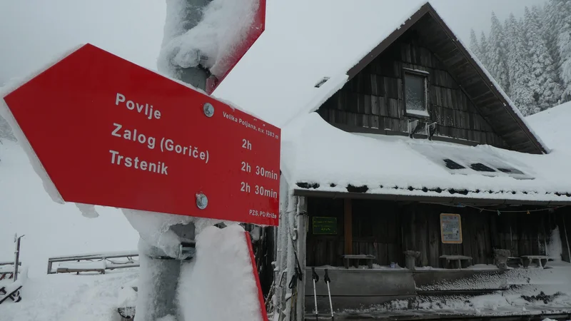 Fotografija: Na izletih po goratem svetu lahko poleg lepot in zadovoljstva doživimo tudi nesreče in neprijetnosti. FOTO: Miroslav Cvjetičanin