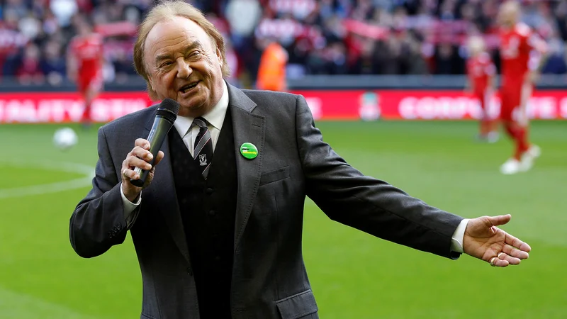 Fotografija: Gerry Marsden je bil strasten navijač Liverpoola in izjemen človekoljub. FOTO: Phil Noble/Reuters