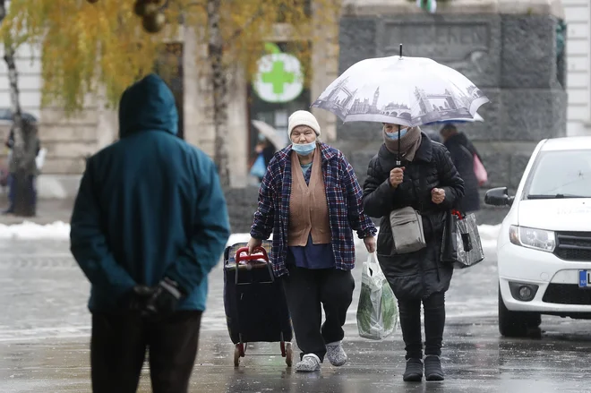Zaupanja deležen narod bo trikratno poplačal kraljestvu, in to s hvaležnostjo za nameček. FOTO:&nbsp;Leon Vidic/Delo