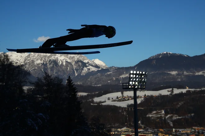 Anže Lanišek je v Bischofshofnu pristal že pri 108 metrih. FOTO: Lisi Niesner/Reuters