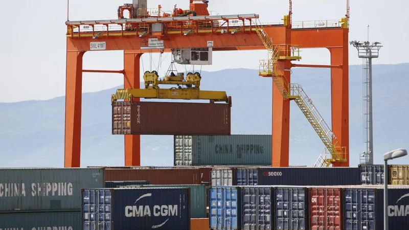 Fotografija: Luka Reka ima v logistiki čedalje večje ambicije. Foto Cropix