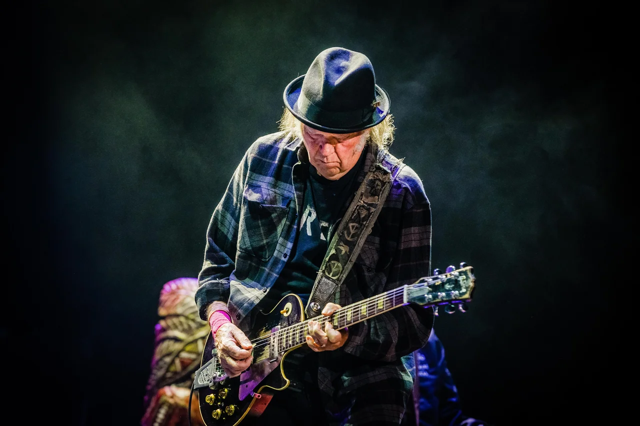 Fotografija: 75-letni kantavtor in rocker naj bi še vedno imel določen vpliv na to, kje in v kakšnem kontekstu bodo uporabljene njegove glasbene mojstrovine. FOTO: Shutterstock