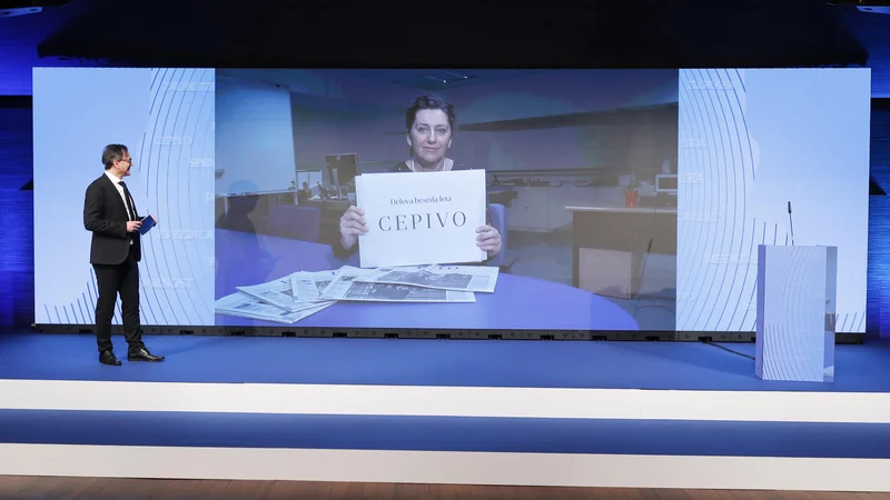 Fotografija: Delova beseda leta je bila v uredništvu izbrana zelo hitro. O čem pa smo več govorili zanje mesece kot o cepivu?
FOTO: Uroš Hočevar/Delo