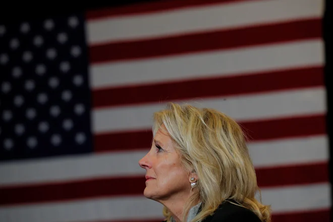 V vzhodno krilo Bele hiše zdaj prihaja 69-letna učiteljica Jill Biden.<br />
Foto Brian Snyder/Reuters