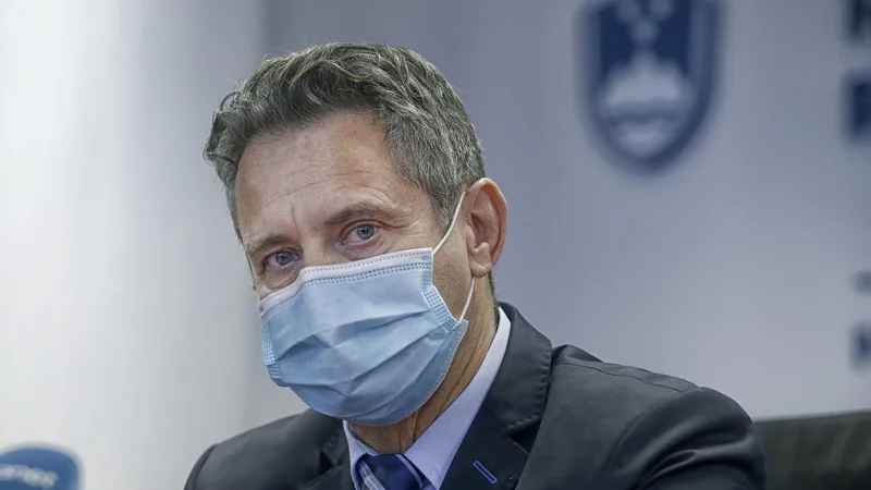 Fotografija: Predsednik računskega sodišča je postal leta 2013, podprlo ga je 62 poslancev, njegovega prvega namestnika Jorga Kristijana Petroviča pa kar 82. FOTO: Blaž Samec/Delo