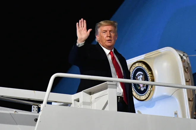 Bo republikanski prvak iz Washingtona še zadnjič odletel s predsedniškim letalom Air Force One? Foto Mandel Ngan/Afp