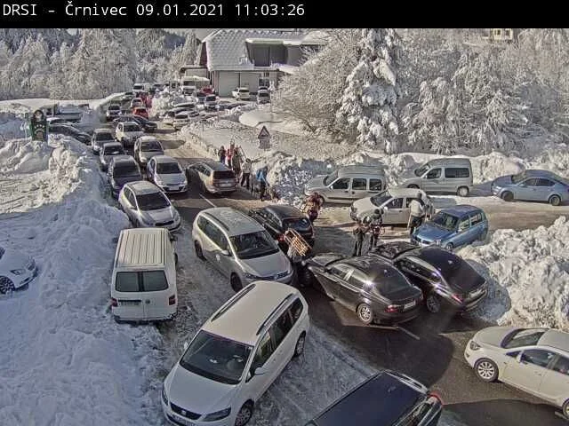 Prelaz Črnivec danes dopoldne. FOTO: Drsi