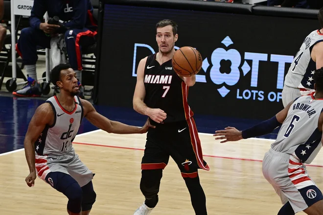 Goran Dragić (s št 7.) je zadel kar sedem trojk. FOTO: Tommy Gilligan/Usa Today Sports