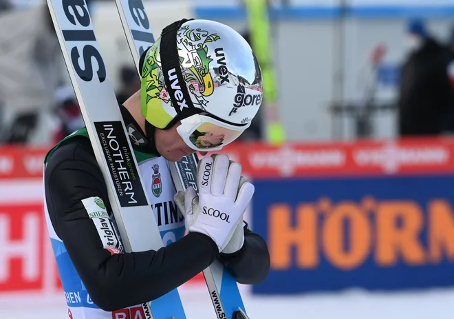Anže Lanisek tokrat ni bil zadovoljen s svojim nastopom. FOTO: Christof Stache/AFP