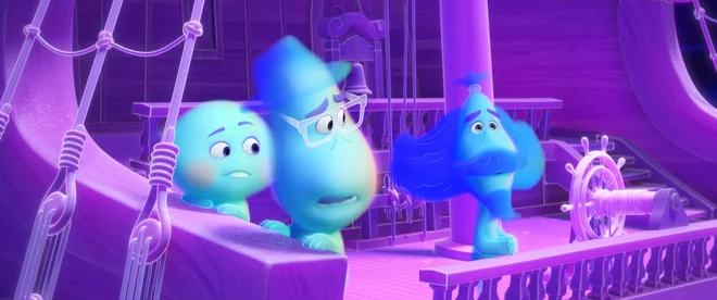 Telo kapitana Normana je v transu nekje na Zemlji, duša pa po morju večnosti pluje na hipijevski roza ladji, iz katere odmeva <em>Subterranean Homesick Blues</em> Boba Dylana. Foto Pixar Animation Studios