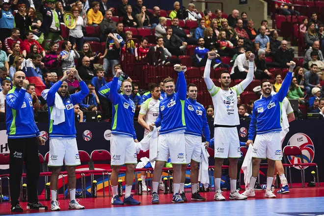 Slovenci danes začenjajo SP. FOTO: Jonathan Nackstrand/AFP
