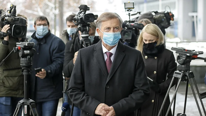 Šele prihodnji teden po štetju glasovnic bo jasno, ali bo Kulu uspelo dobiti 46 glasov za zrušenje vlade ... FOTO: Blaž Samec/Delo