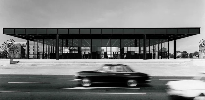 Nova galerija predstavlja osrednjo stavbo kulturnega centra nekdanjega zahodnega Berlina, okoli nje pa so vzniknili številni drugi muzeji in galerije. Fotografije Arhiv Neue Nationalgalerie Berlin