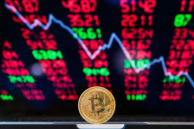 Bitcoin je bil lani naložba leta &ndash; kar pa ni garancija, da bo enako tudi letos. FOTO: Jack Guez/AFP