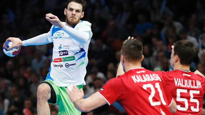 Fotografija: Goli Boruta Mačkovška od daleč bodo zelo dobrodošli proti visoki ruski obrambi. FOTO: Thomas Samson/AFP