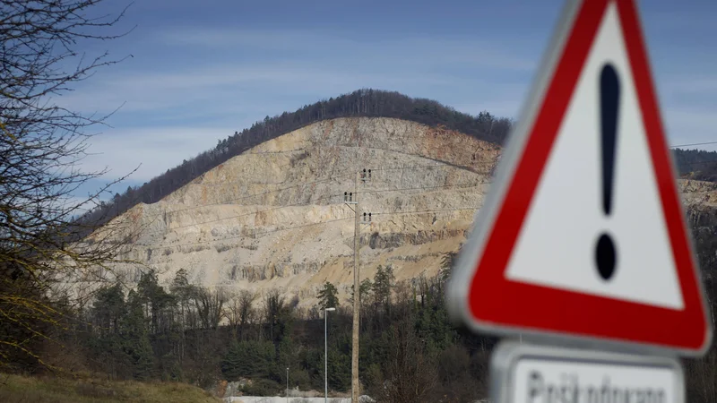 Fotografija: Prodaja kamnoloma je končno spet na vidiku, čeprav sklep o njej še ni pravnomočen. FOTO: Leon Vidic/Delo