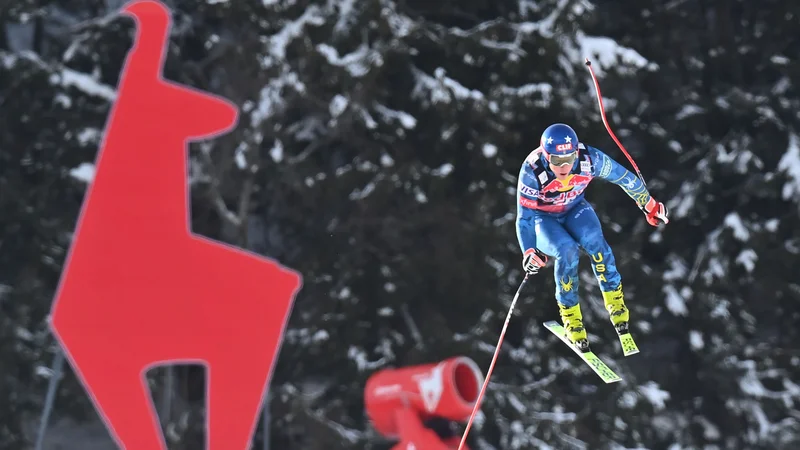 Fotografija: Povprečni naklon smuka je 27 odstotkov oziroma 15,1 stopinje, na najstrmejšem delu proge, imenovanem Mausefalle (Mišnica), pa kar 85 odstotkov oziroma 40,4 stopinje. FOTO: Joe Klamar/AFP
