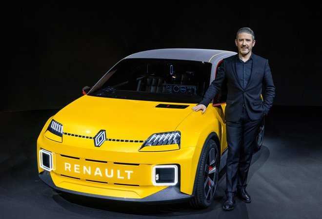 Linije bodoče električne petice je zrisal Gilles Vidal, ki je k Renaultu prestopil iz Peugeota.