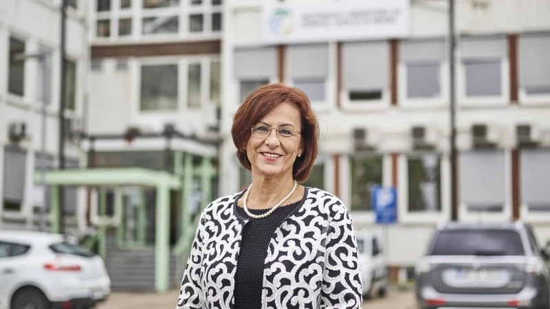 Fotografija: Če je naš interes, da ulovimo največ »rib«, bomo najzmogljivejšim metodam dodali še manj zmogljive, uporabo testov PCR in hitrih testov, ponazori mikrobiologinja Tjaša Žohar Čretnik. FOTO: osebni arhiv