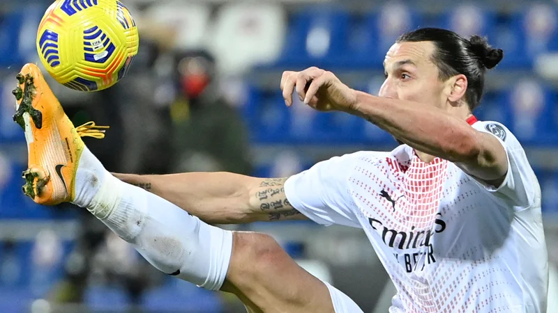Fotografija: 599 tekem, 498 golov, to je bilanca Zlatan Ibrahimovića v njegovi bogati igralski karieri v prvenstvih od leta 1999. FOTO: Alberto Pizzoli/AFP