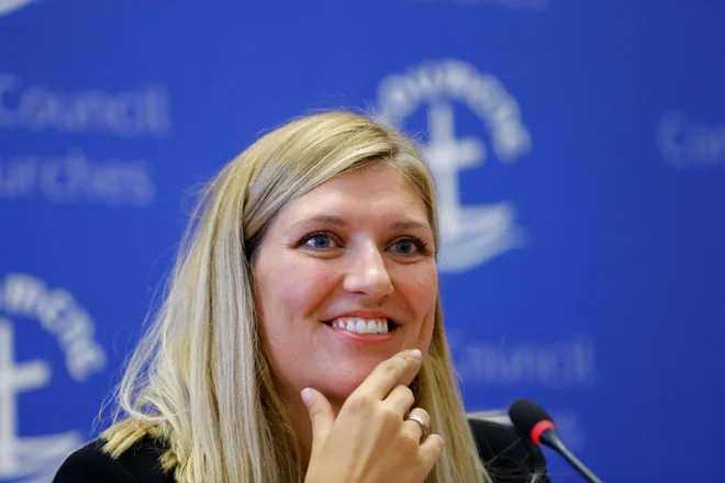 Beatrice Fihn, izvršna direktorica mednarodne kampanje za jedrsko razoroževanje. Foto: Denis Balibouse/Reuters