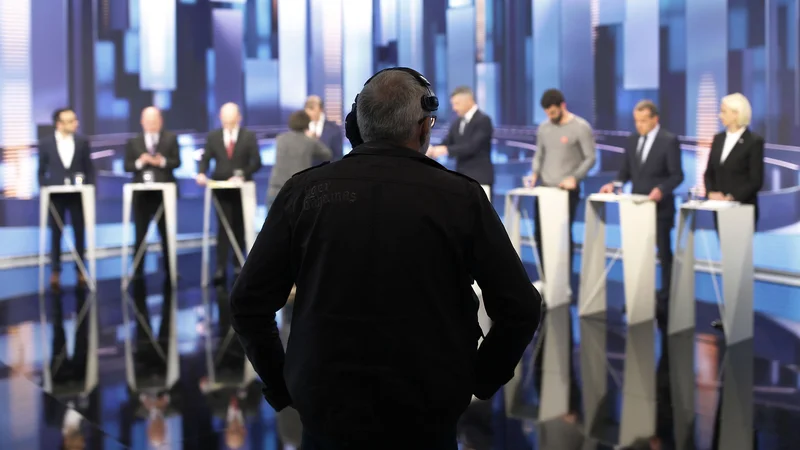 Fotografija: Pred novim generalnim direktorjem je zahtevna naloga, kako zagotavljati finančno stabilnost in modernizirati javni zavod, sploh ob močnih kritikah iz vrst vladajočih, ki jih večkrat zmoti tudi vsebina. FOTO: Blaž Samec