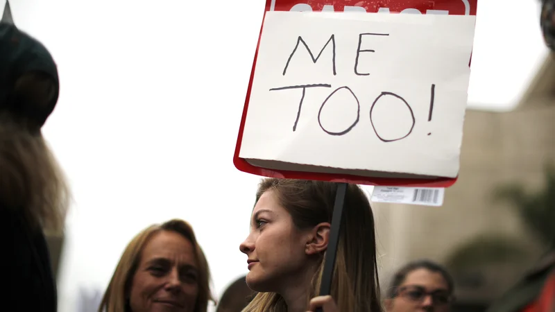 Fotografija: Gibanje #MeToo je prisotno po celem svetu. FOTO: Lucy Nicholson/Reuters