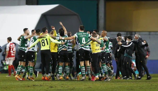 Andraž Šporar je osvojil svojo prvo lovoriko v dresu Sportinga. FOTO: Pedro Nunes/Reuters