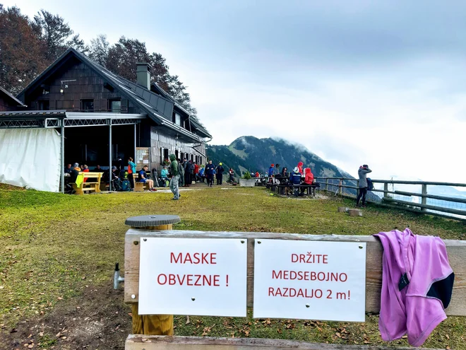 Preverjeno Foto Tina Horvat