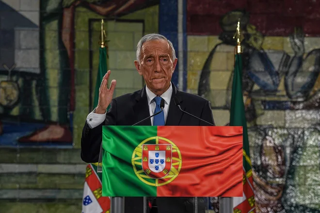 Že v prvem krogu predsedniških volitev je Marcelo Rebelo de Sousa dobil več kot šest desetin podpore. FOTO: Patricia De Melo Moreira/AFP